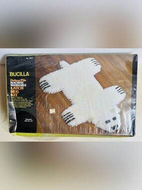Vintage Bucilla Deluxe Pile Latch Rug Kit “Bearskin” 12873 Pre-Cut Yarn Canvas